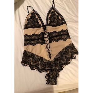 Fashion nova bodysuit